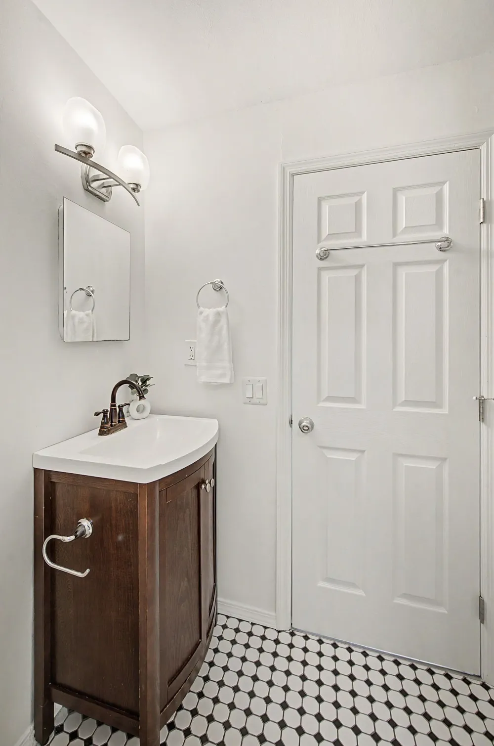 611 Boscobel St #Unit A Nashville, TN 37206