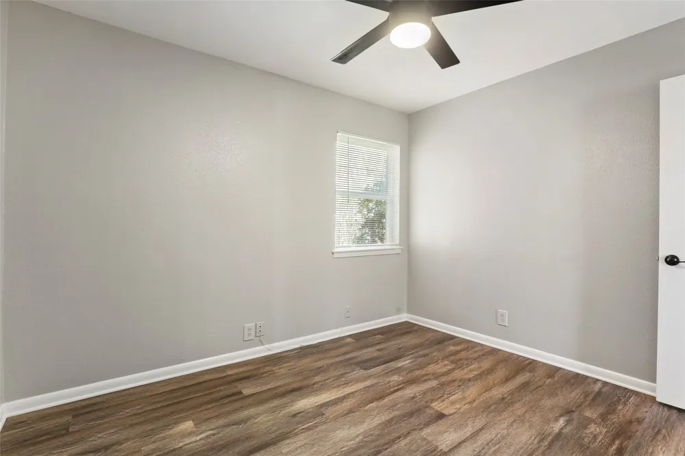 1408 Valleyridge Circle #102 Austin, TX 78704