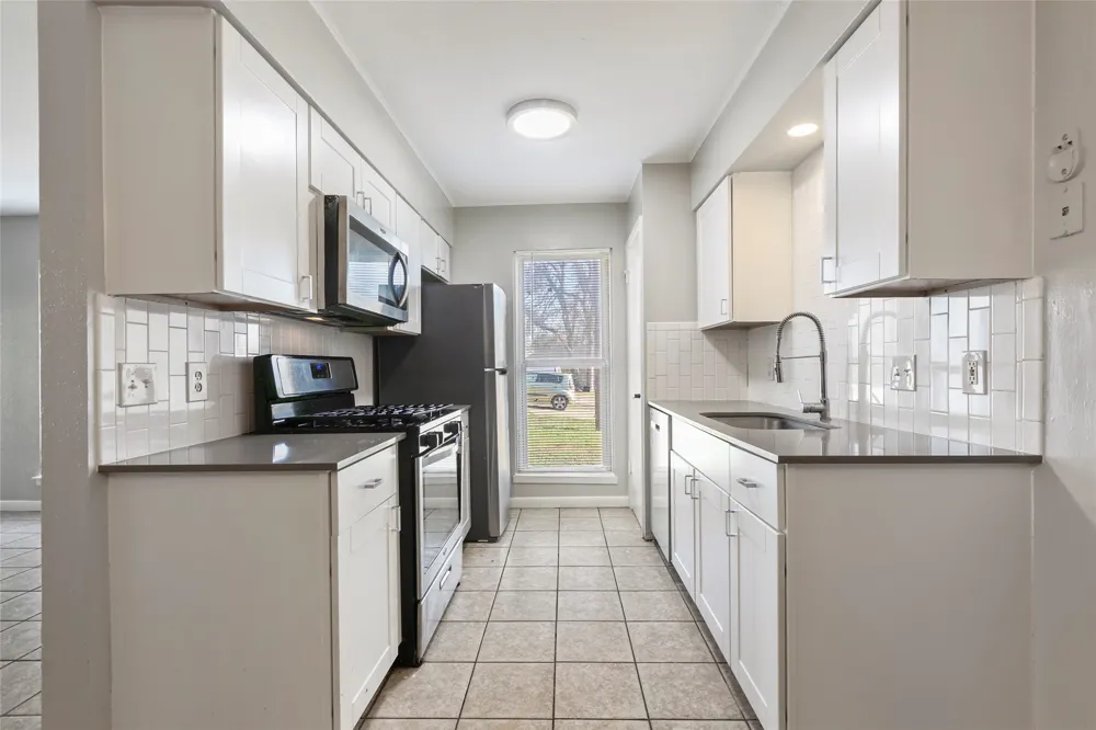 1408 Valleyridge Circle #102 Austin, TX 78704