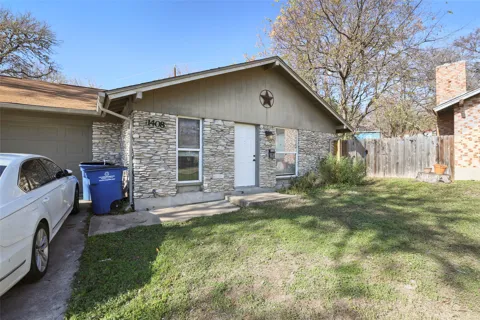 1408 Valleyridge Circle #102