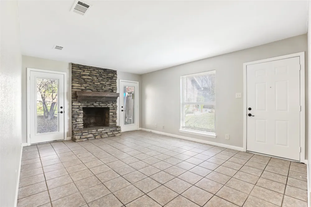 1408 Valleyridge Circle #102 Austin, TX 78704