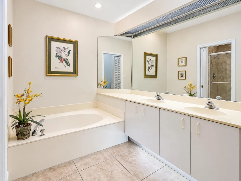 10164 LOMBARDY DRIVE Tamarac, FL 33321
