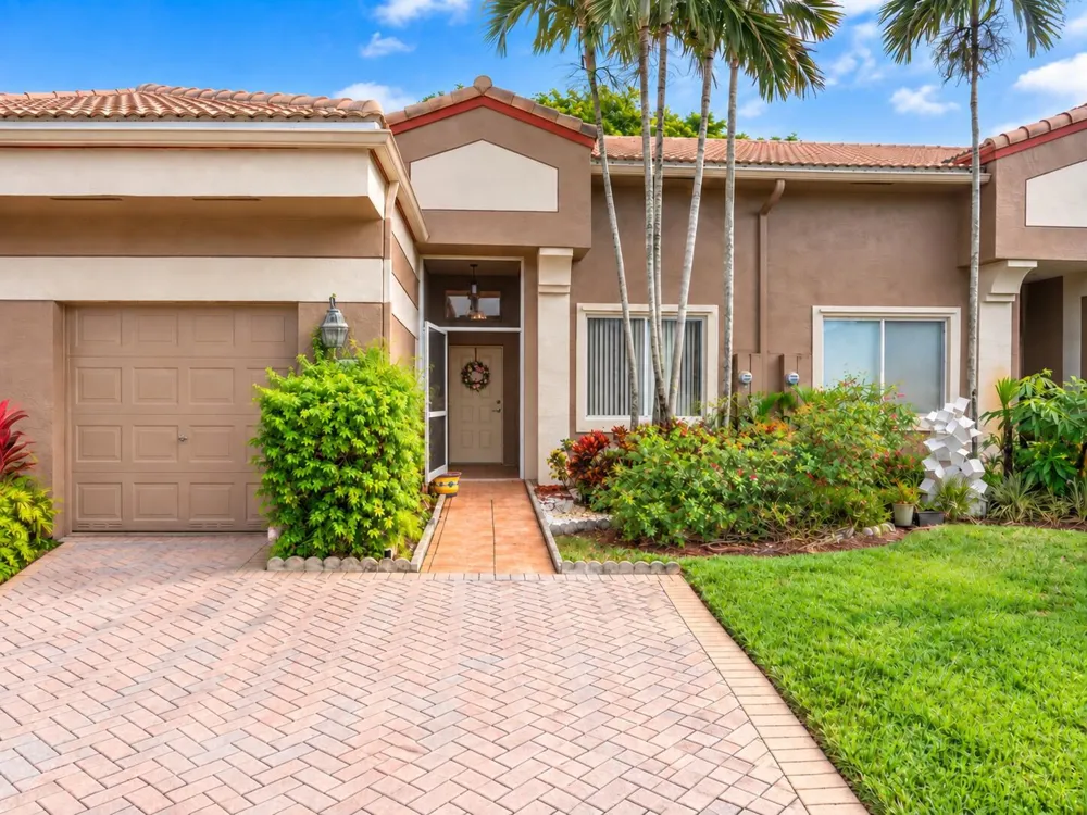 10164 LOMBARDY DRIVE Tamarac, FL 33321