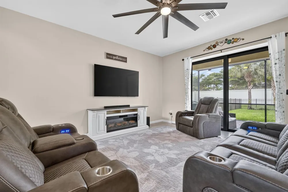 9301 Bramley Terrace Fort Myers, FL 33967