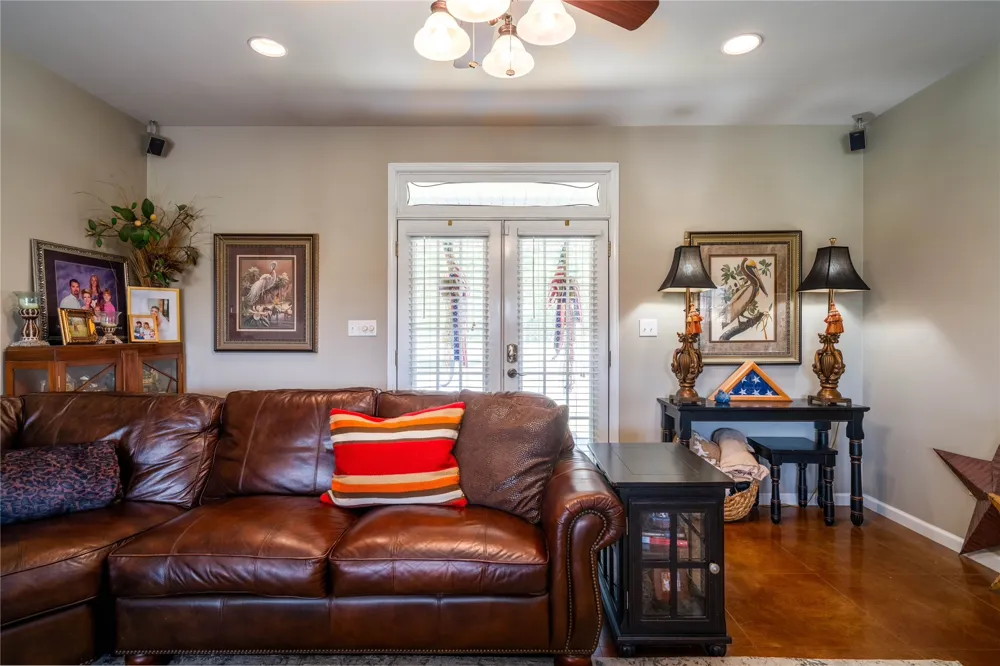 607 Maple Street Oberlin, LA 70638