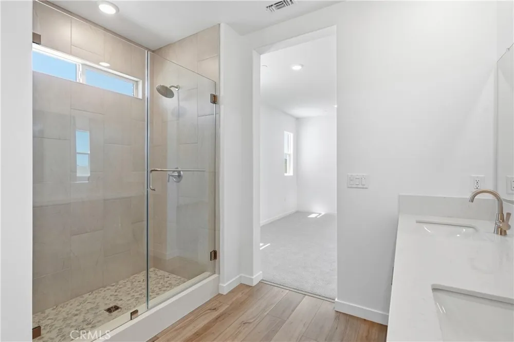 3245 E Avenue J-3 Lancaster, CA 93535