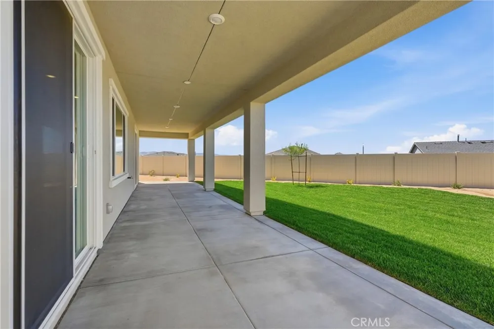 3245 E Avenue J-3 Lancaster, CA 93535