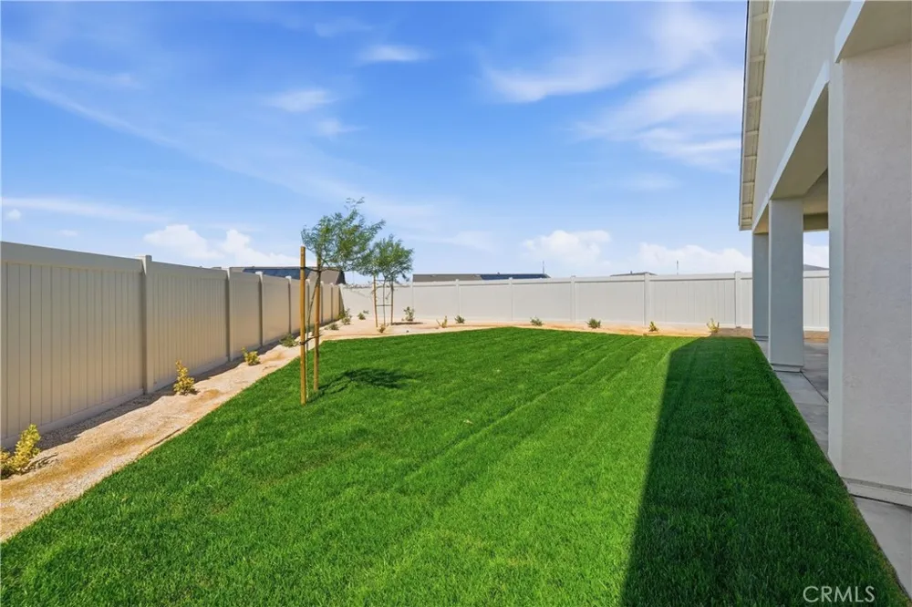3245 E Avenue J-3 Lancaster, CA 93535