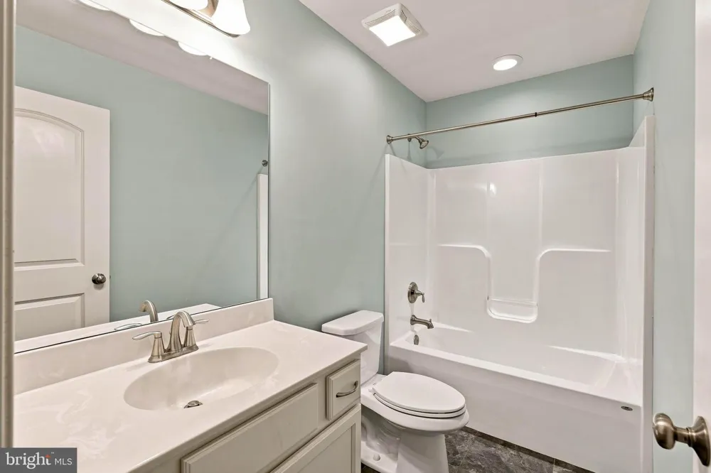 233 ASHLEYS WAY Oxford, PA 19363