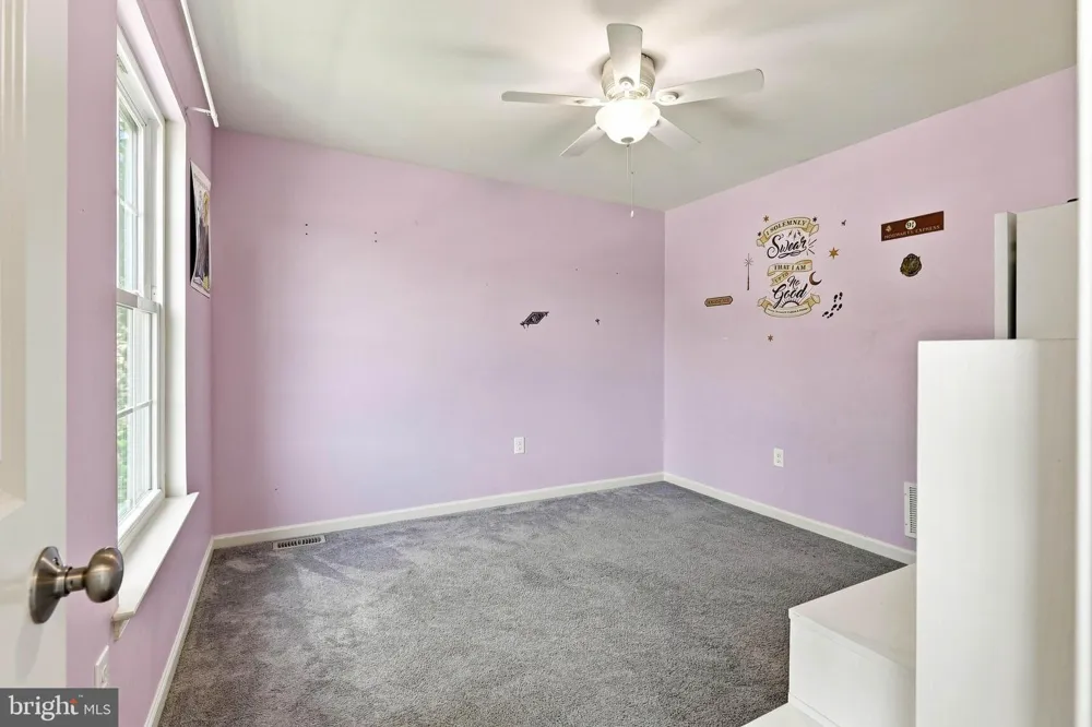 233 ASHLEYS WAY Oxford, PA 19363