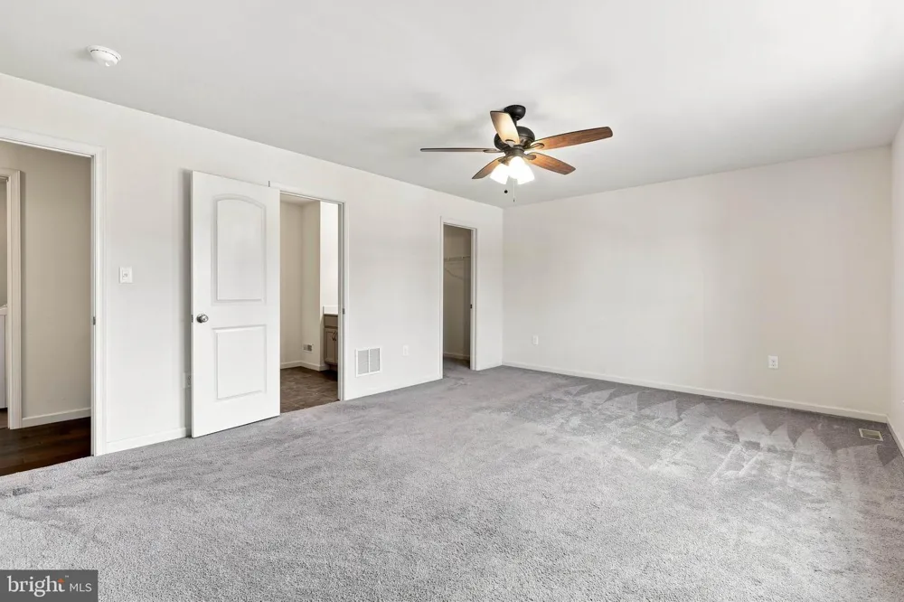 233 ASHLEYS WAY Oxford, PA 19363