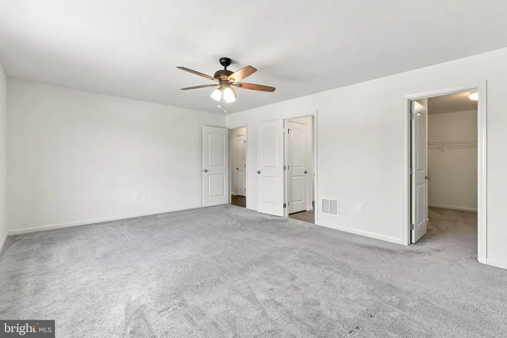 233 ASHLEYS WAY Oxford, PA 19363