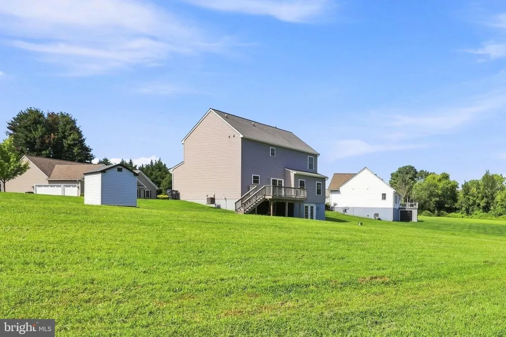 233 ASHLEYS WAY Oxford, PA 19363