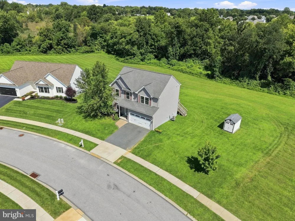 233 ASHLEYS WAY Oxford, PA 19363
