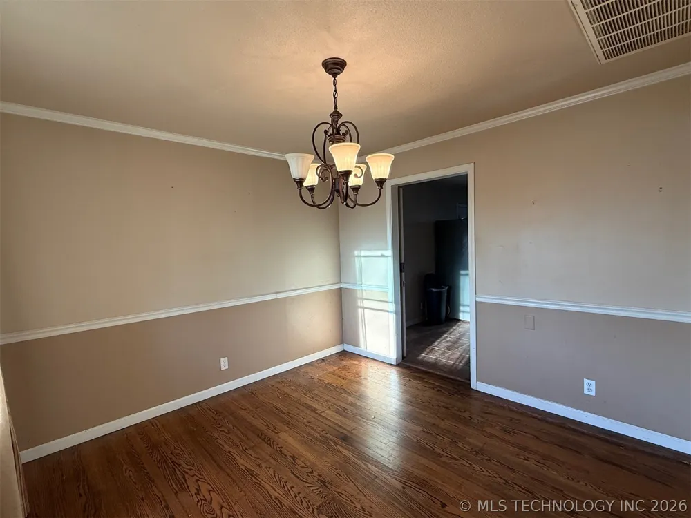 1818 McKinley Bartlesville, OK 74006