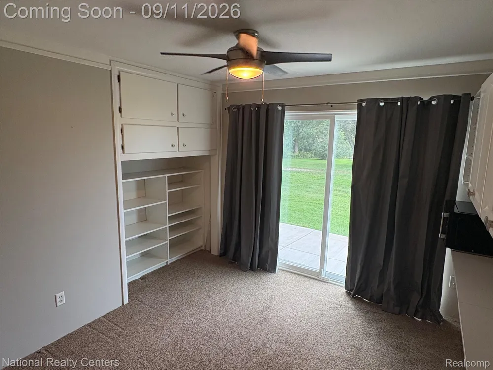 26945 W Milford Road W #3 Lyon Charter Township, MI 48178