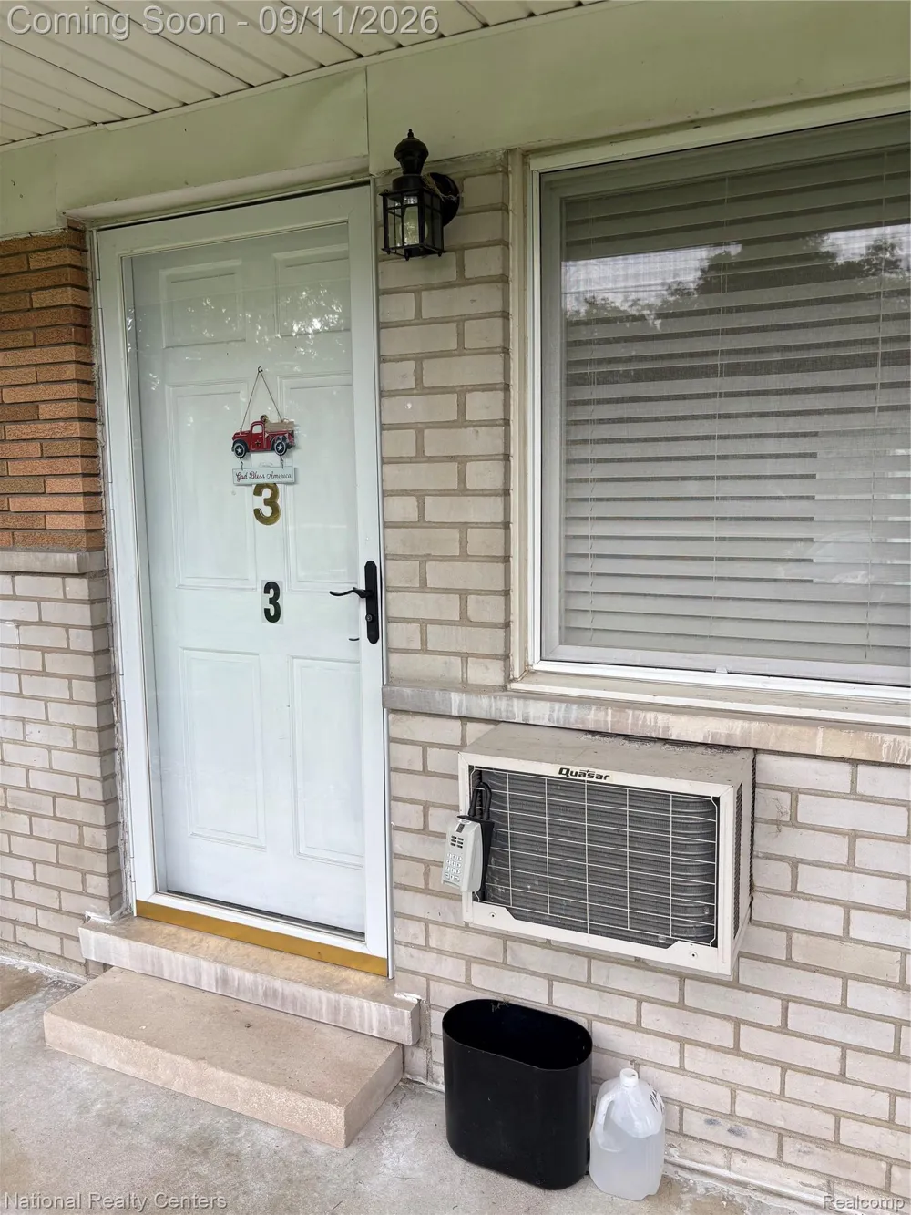 26945 W Milford Road W #3 Lyon Charter Township, MI 48178
