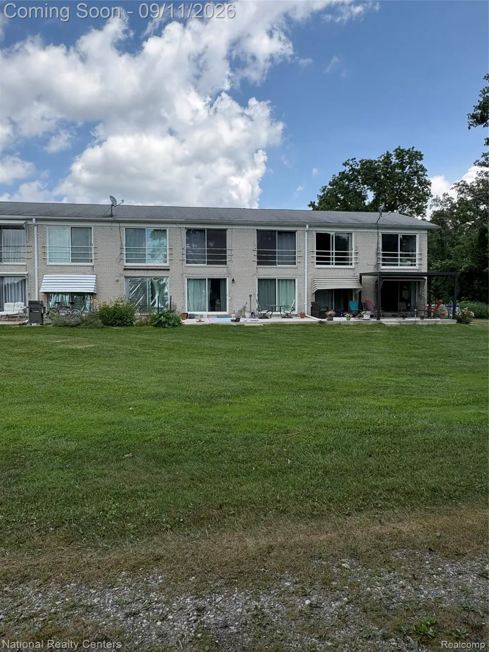 26945 W Milford Road W #3 Lyon Charter Township, MI 48178