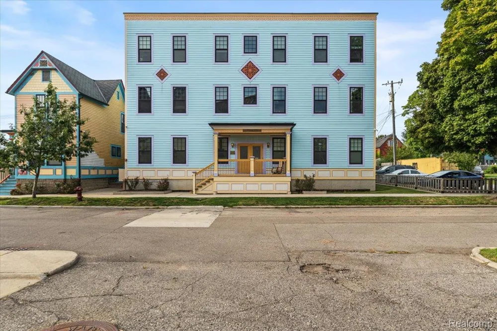 1786 W Willis Street #1 Detroit City, MI 48206
