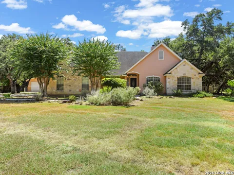 8906 Enchanted Elm