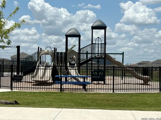 5819 REPEATING WAY Von Ormy, TX 78073