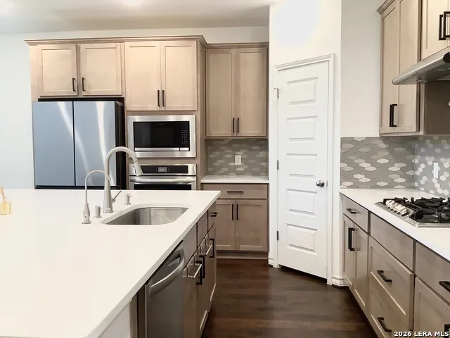 1620 Buckner Pl San Antonio, TX 78253