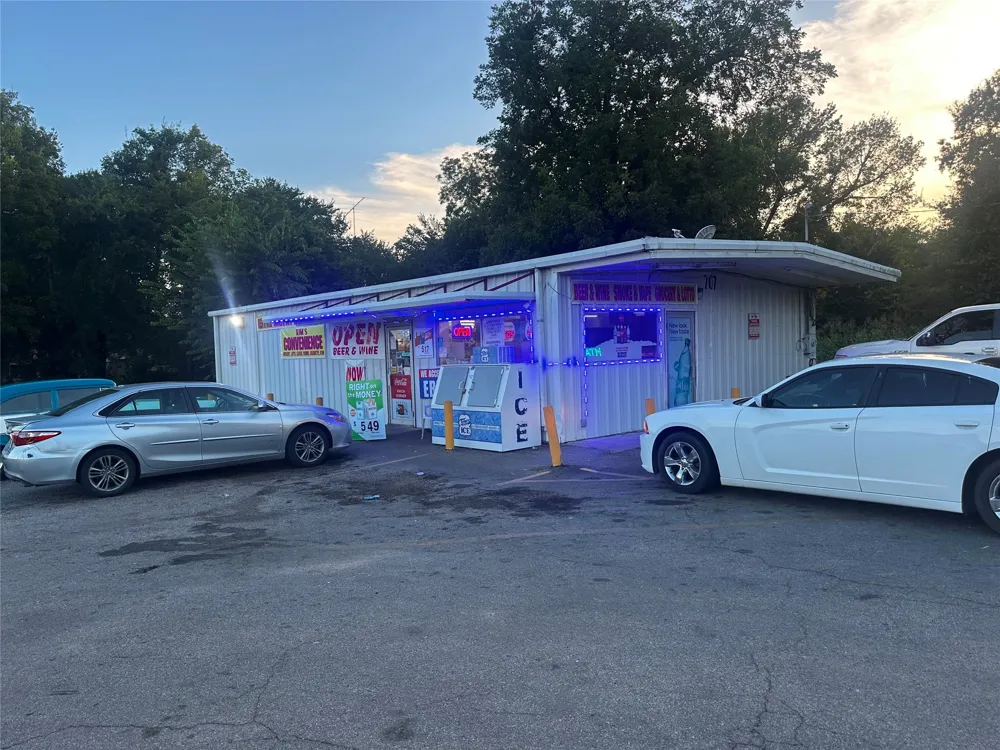 707 Graham Street Paris, TX 75460