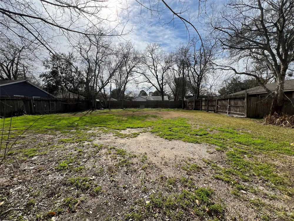 5905 Beechnut Street Houston, TX 77074