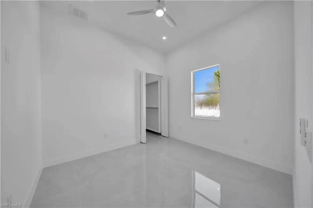 3710 6th Street SW Lehigh Acres, FL 33976