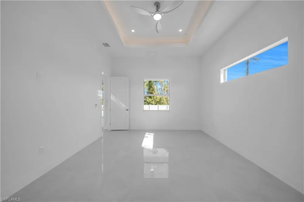 3710 6th Street SW Lehigh Acres, FL 33976