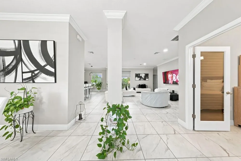 1029 NW 34th Avenue Cape Coral, FL 33993