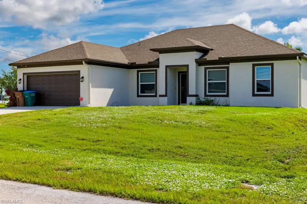 1029 NW 34th Avenue Cape Coral, FL 33993