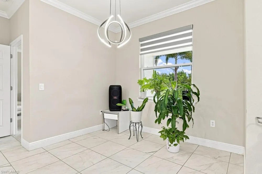 1029 NW 34th Avenue Cape Coral, FL 33993