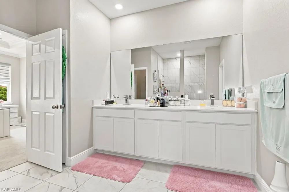 1029 NW 34th Avenue Cape Coral, FL 33993