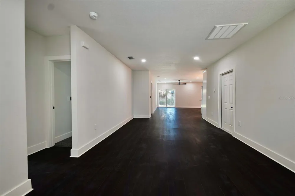 3218 DELRAY DRIVE Tampa, FL 33619