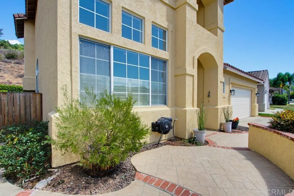 3350 Avocado Vista Lane Fallbrook, CA 92028