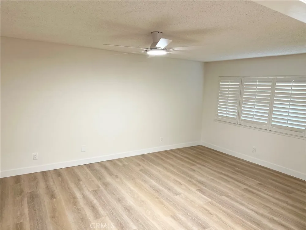 1895 Dorrit Newbury Park, CA 91320
