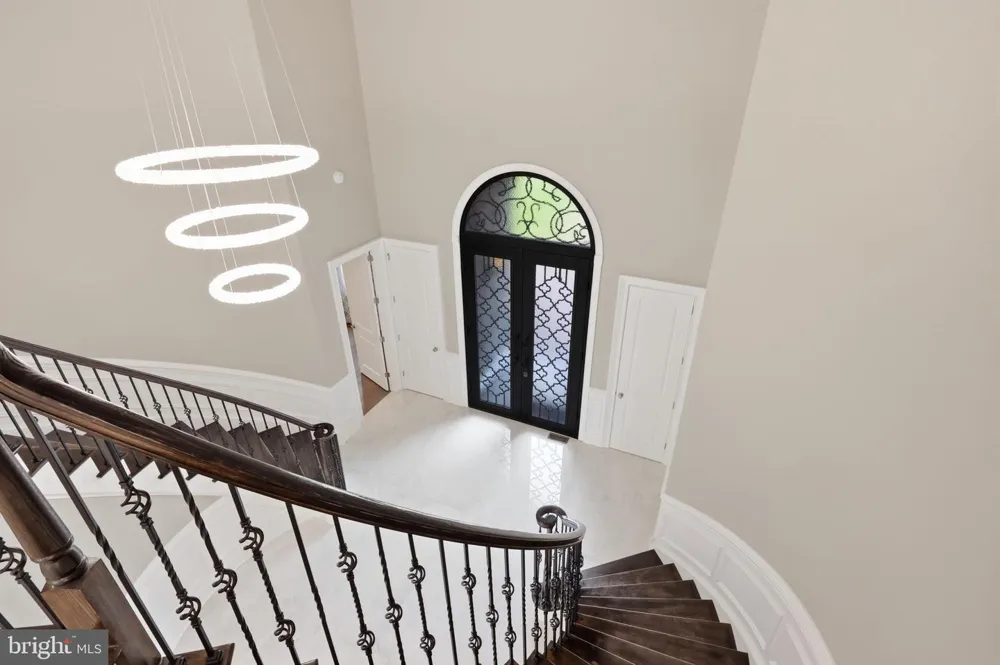 7 OXFORD DRIVE Ivyland, PA 18974