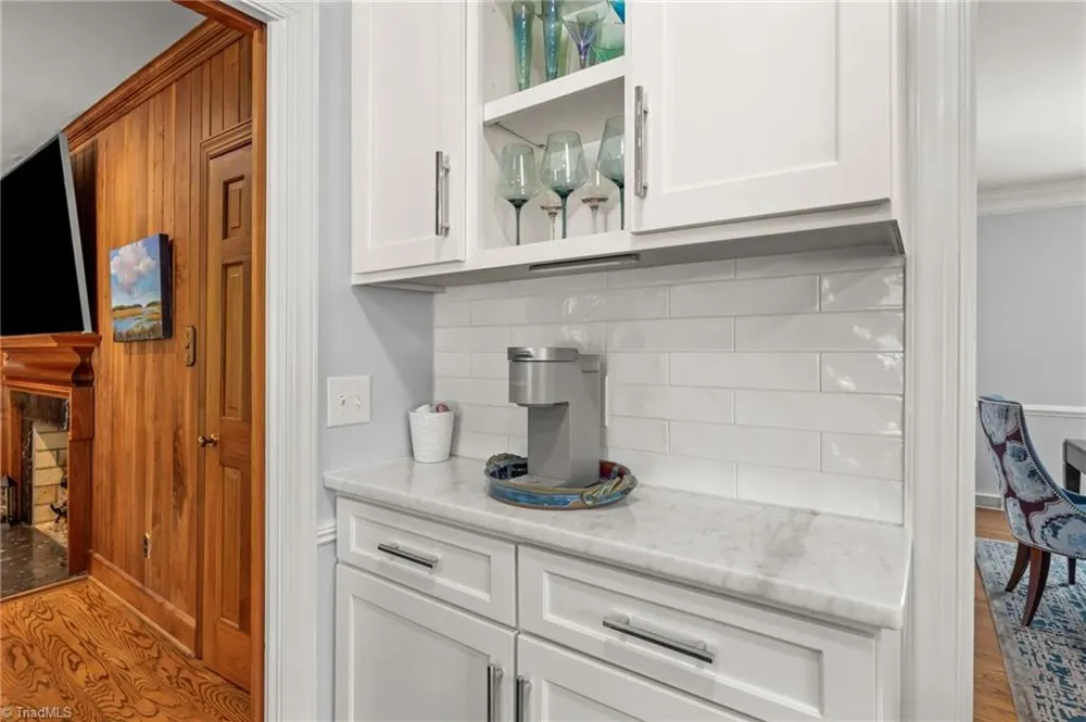 1110 Forest Hill Drive High Point, NC 27262