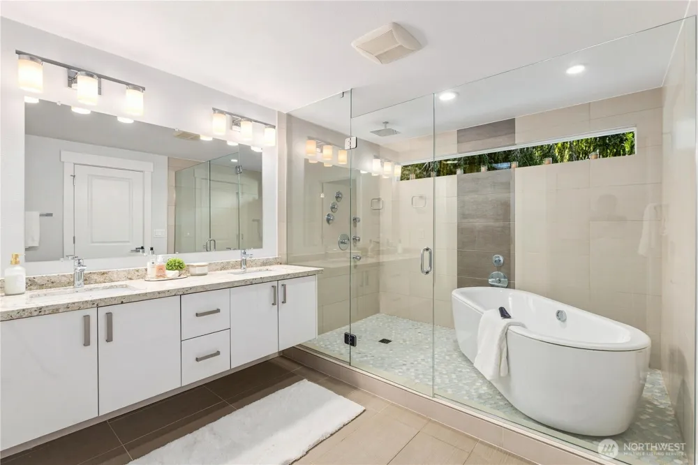 6733 121st Avenue SE Bellevue, WA 98006