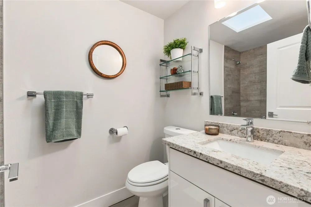 6733 121st Avenue SE Bellevue, WA 98006