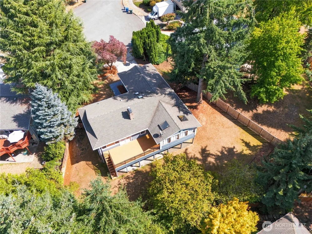 6733 121st Avenue SE Bellevue, WA 98006
