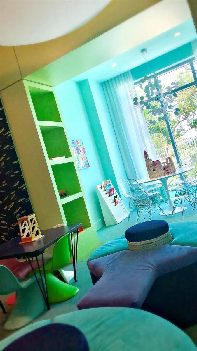 17111 BISCAYNE BOULEVARD #1903 North Miami Beach, FL 33160