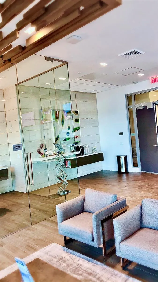 17111 BISCAYNE BOULEVARD #1903 North Miami Beach, FL 33160