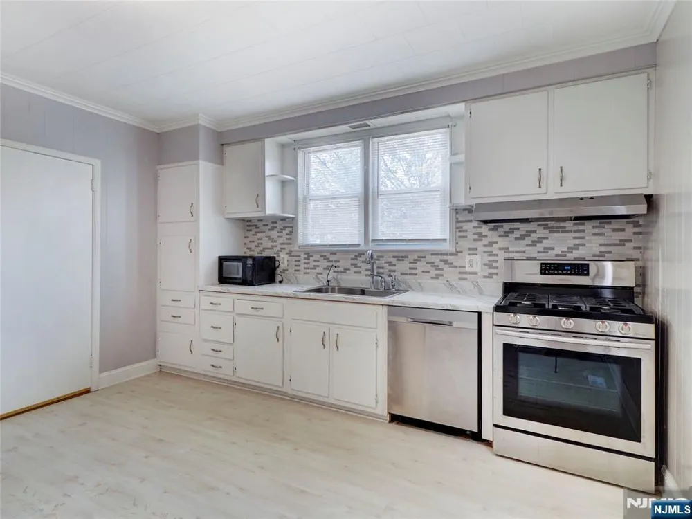 60 Montague Place 1 Montclair, NJ 07042