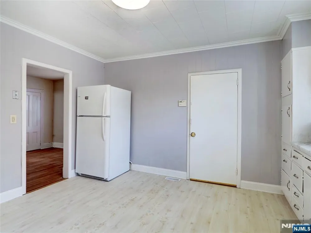 60 Montague Place 1 Montclair, NJ 07042