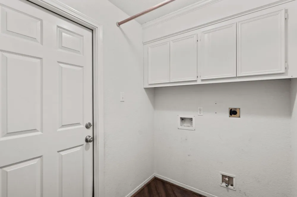 11819 Santa Fe Trail Santa Fe, TX 77510