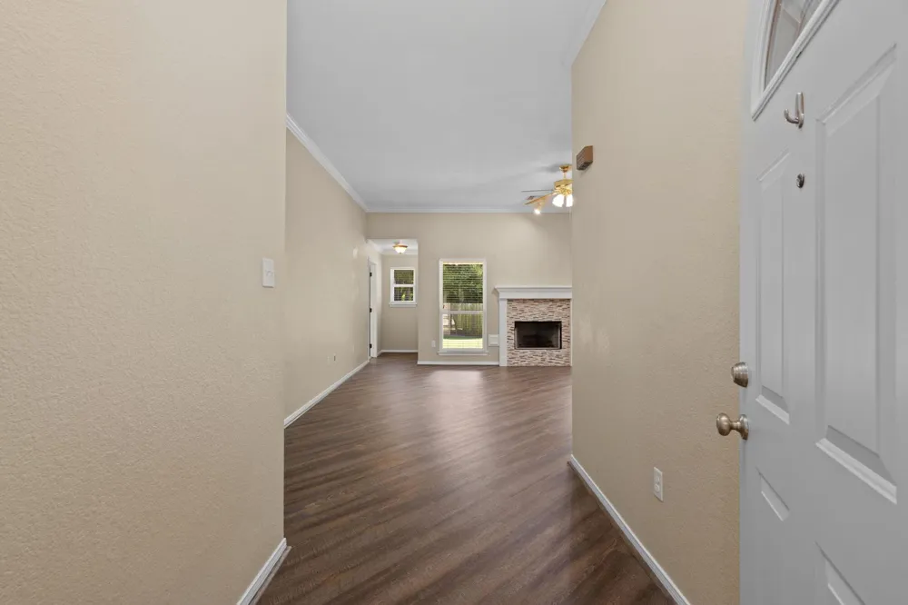 11819 Santa Fe Trail Santa Fe, TX 77510