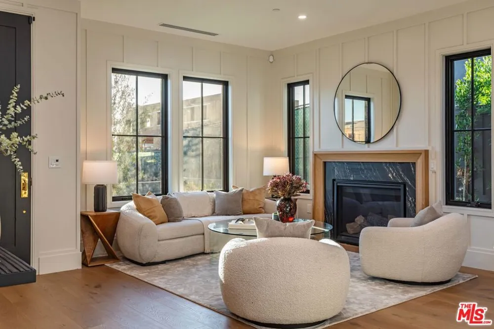 744 Iliff Street Los Angeles, CA 90272