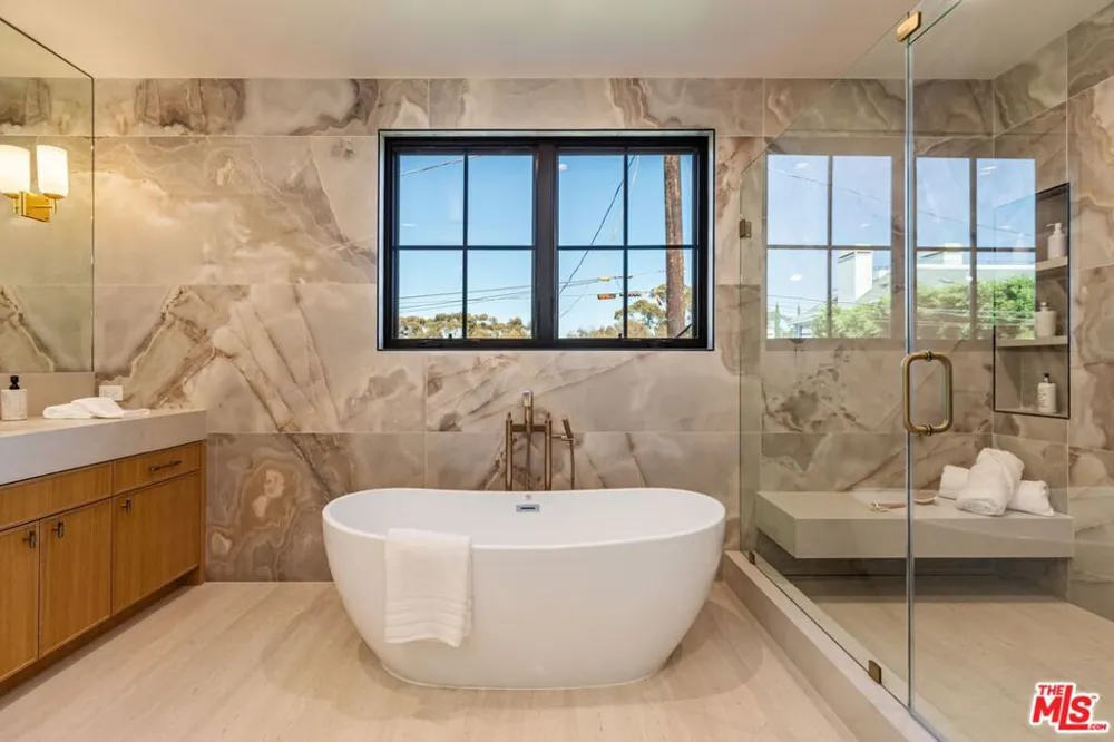 744 Iliff Street Los Angeles, CA 90272